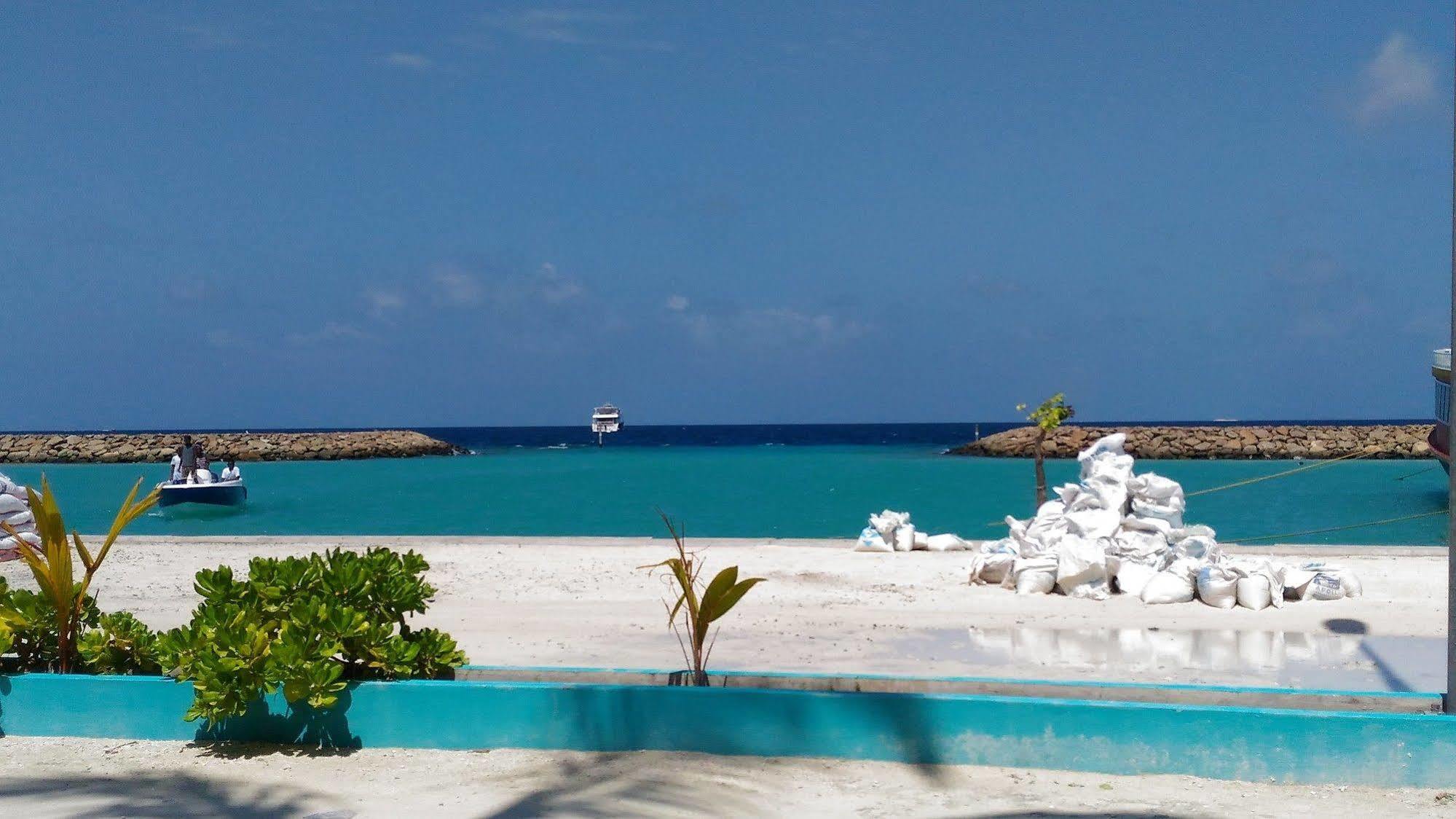 Select Village Maafushi Kültér fotó